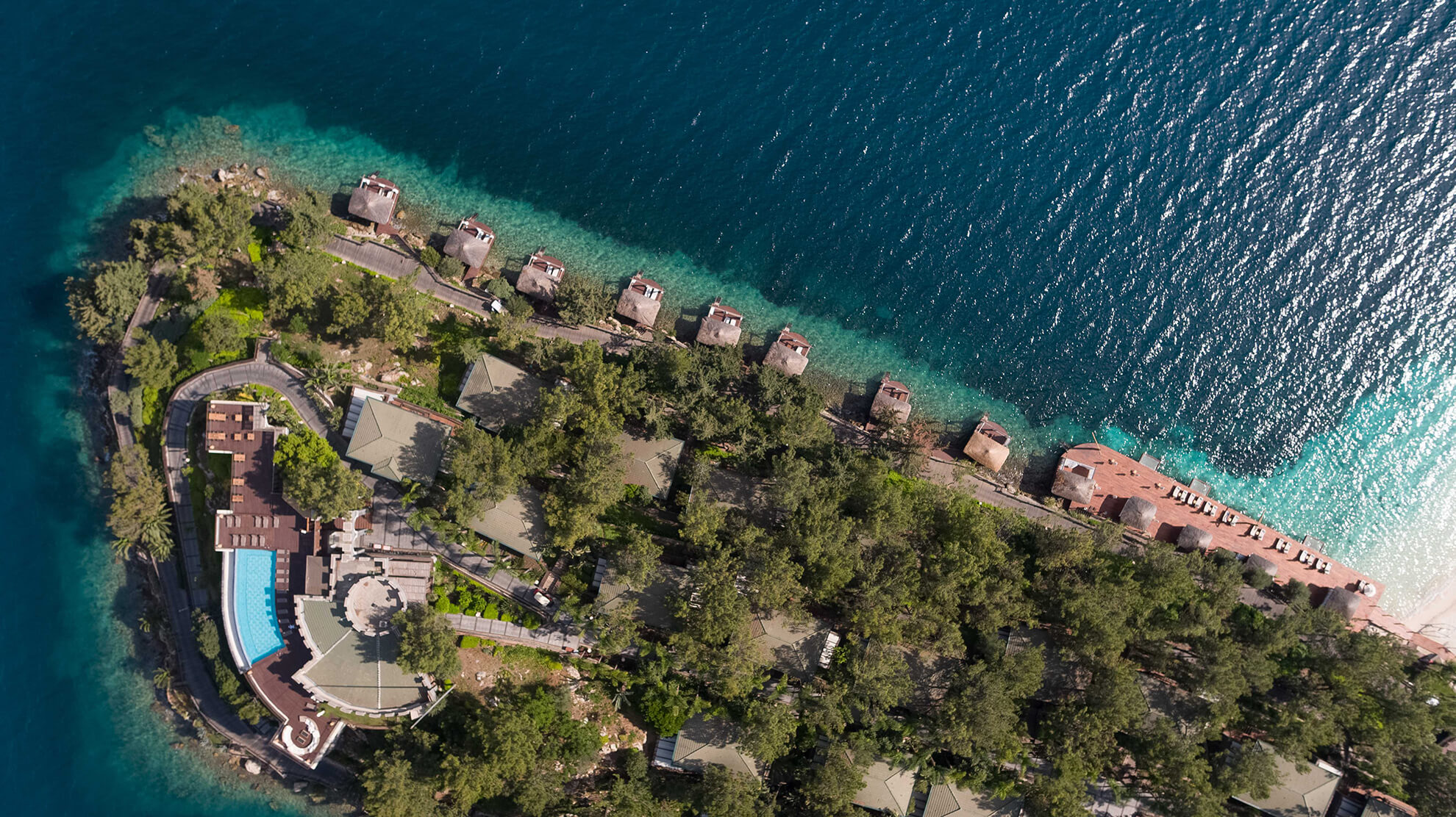 Peninsula and Cabanas Image