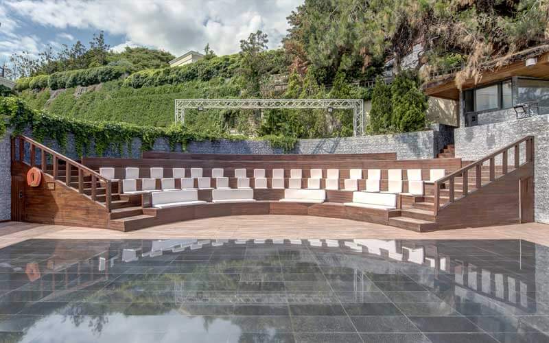 Amphitheatre 1